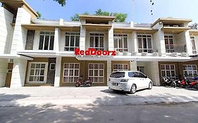 Reddoorz Near Jogja City Mall 3